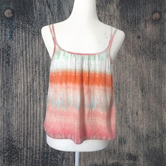 Arizona Jean Company Keyhole Cropped Tank Top Size Medium - Picture 3 of 4